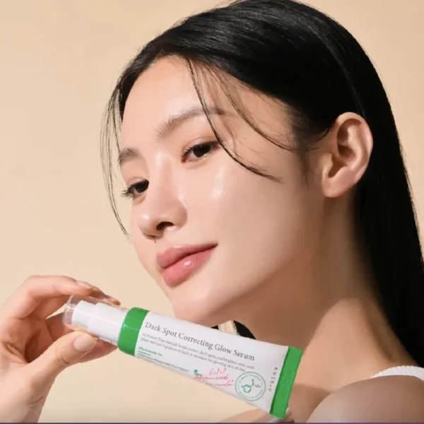 Axis-Y Dark Spot Correcting Glow Serum Tube 50ml - Image 2